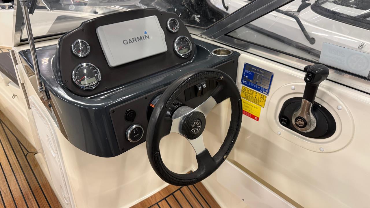 Bella 570 Excel-15 med Mercury F 115 ELPT-16