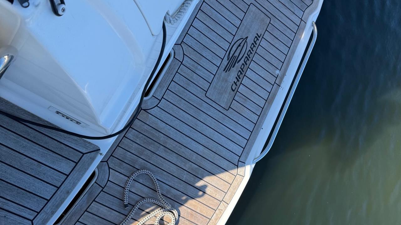 Chaparall 280 Signature Mercruiser 2 x 2,8 ES Bravo 3 -07