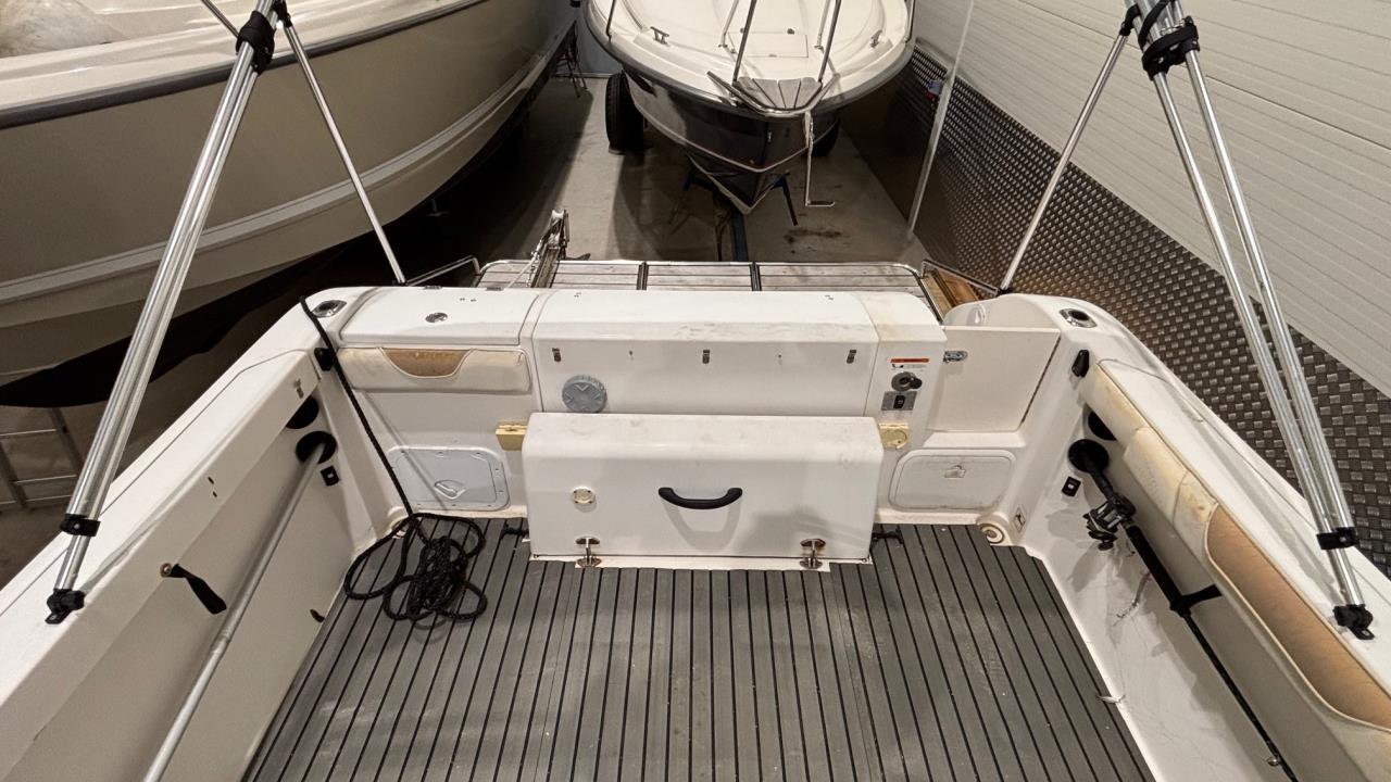 Seaswirl 2601 WA -05 med Mercruiser 6.2L -23