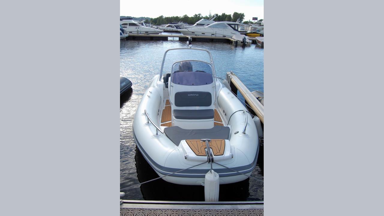 Grand GL 580 BE -24 Yamaha VF115 V-Max