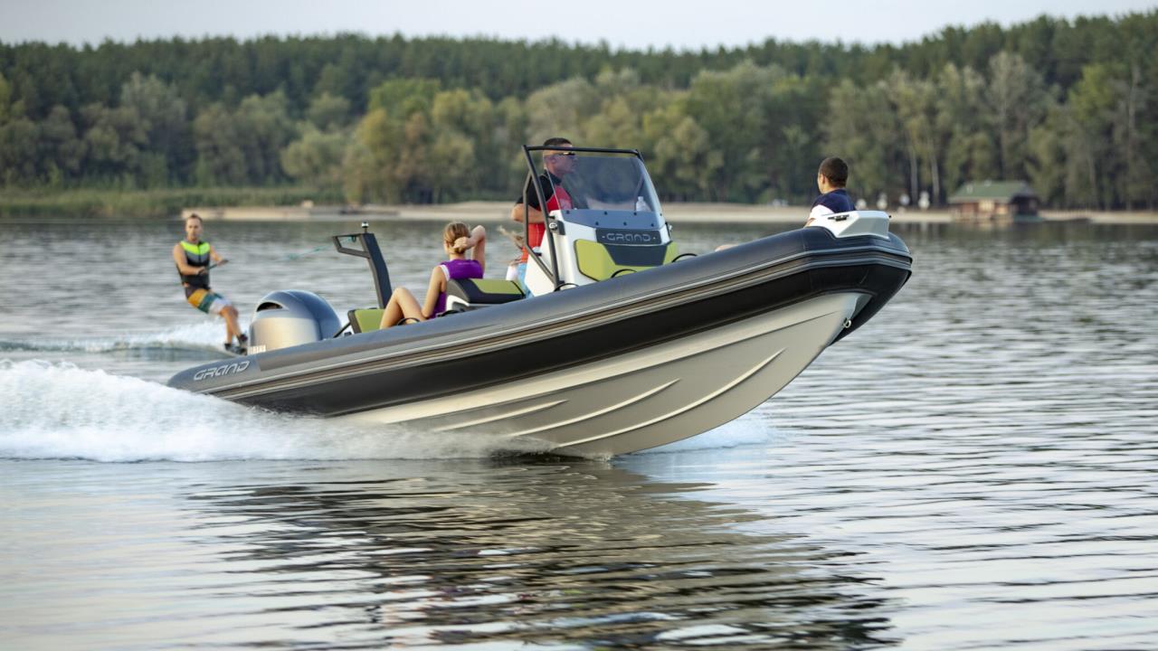 Grand D 600 Lux -23 Yamaha F 150 XB -23