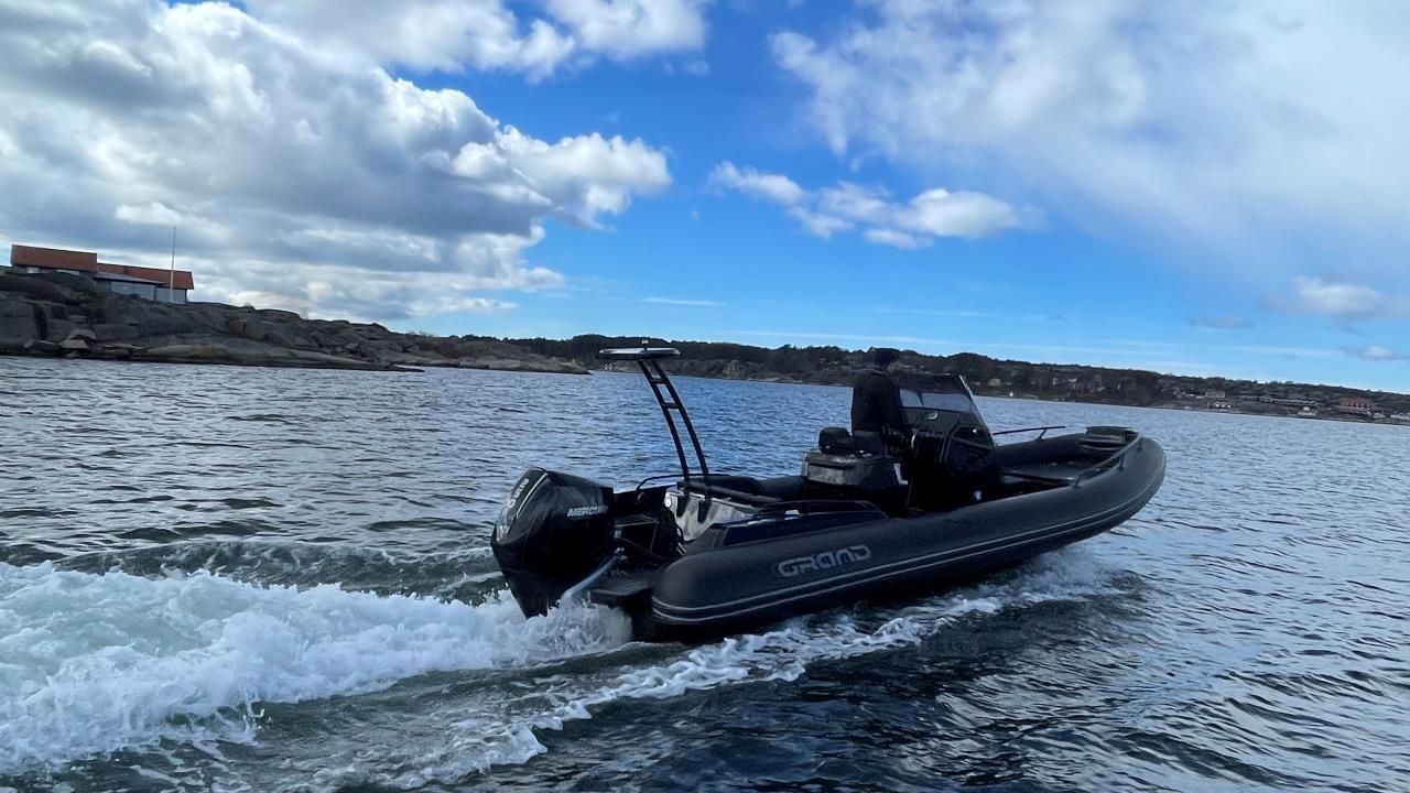 Grand GL 750 BE -24 Mercury F250 XL DTS V-8