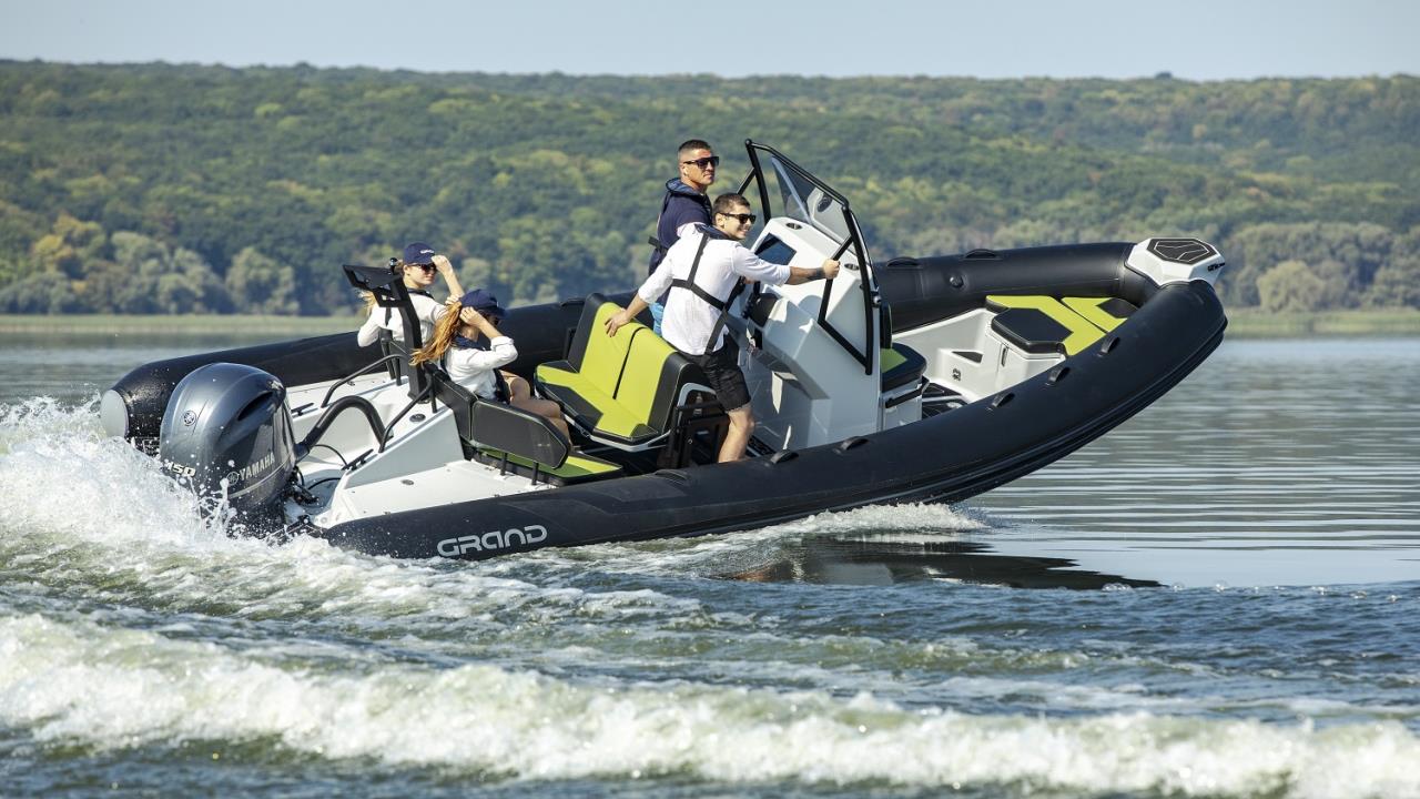 Grand D 600 Lux -23 Yamaha F 150 XB -23