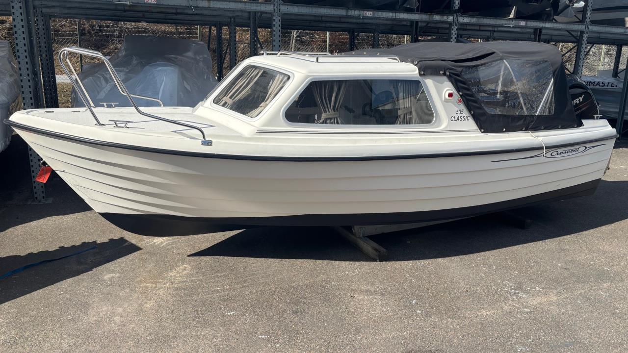 Crescent 535 HT Classic -17 med Mercury F 60 ELPT -18