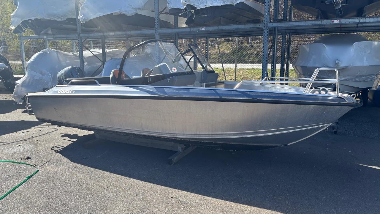 Buster X -22 med Yamaha F 70 AETL -22