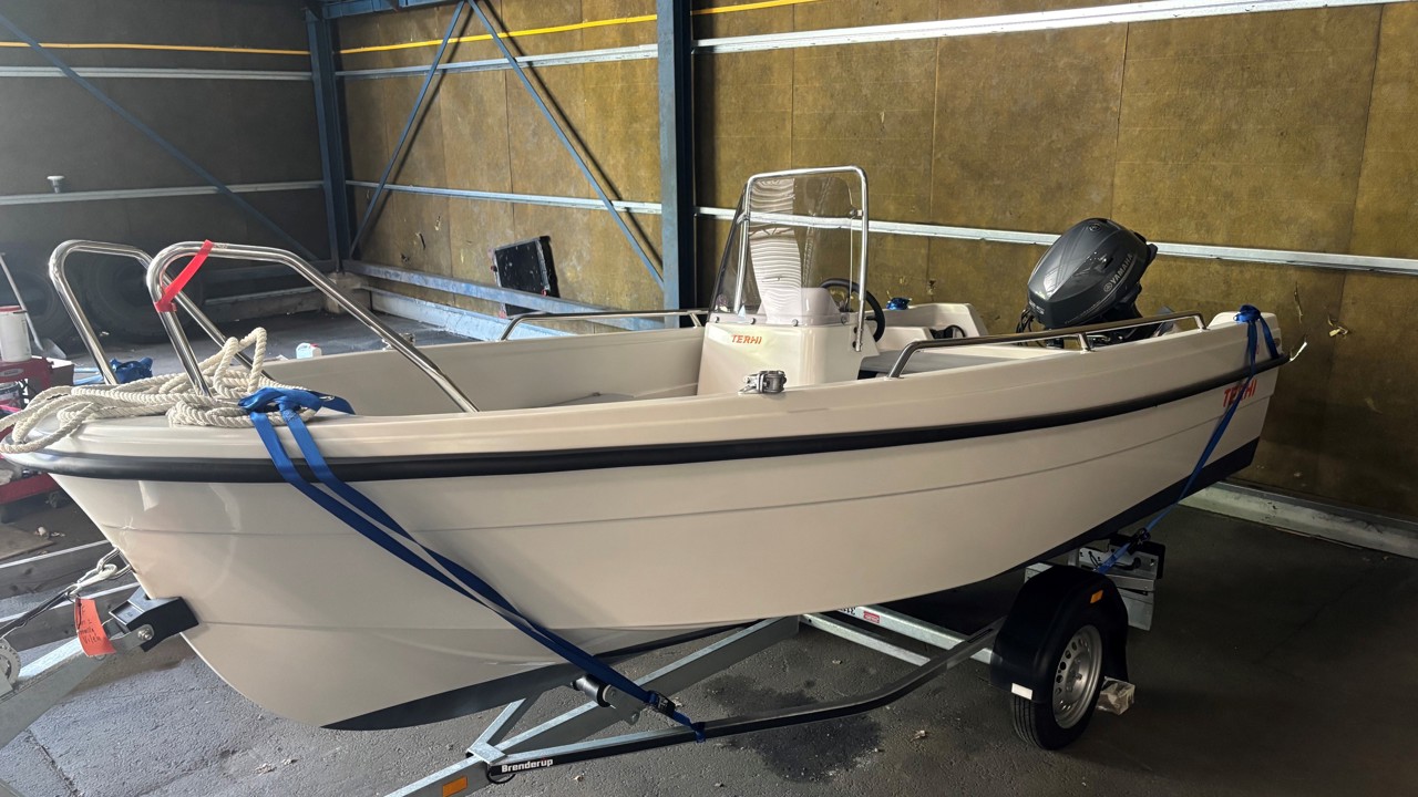 Terhi 450 C -23 med Yamaha F25 GETL -23 ink trailer