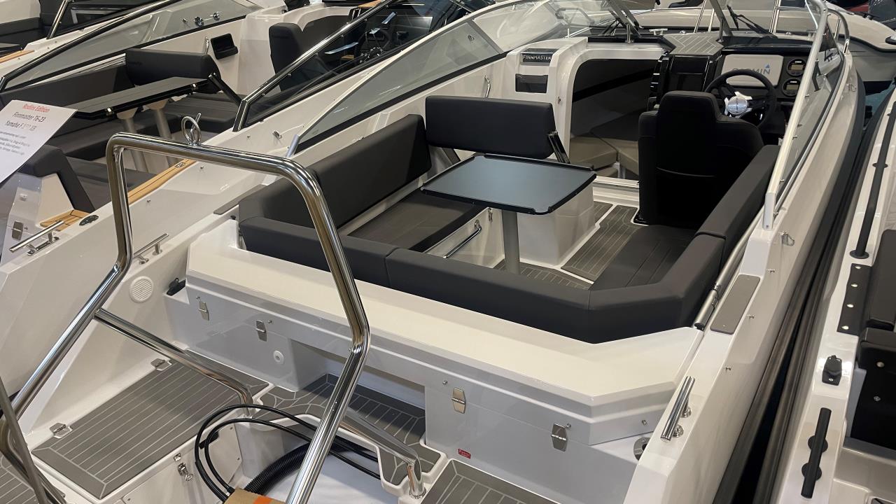 Finnmaster T6 -24 med Yamaha F150 XB -25