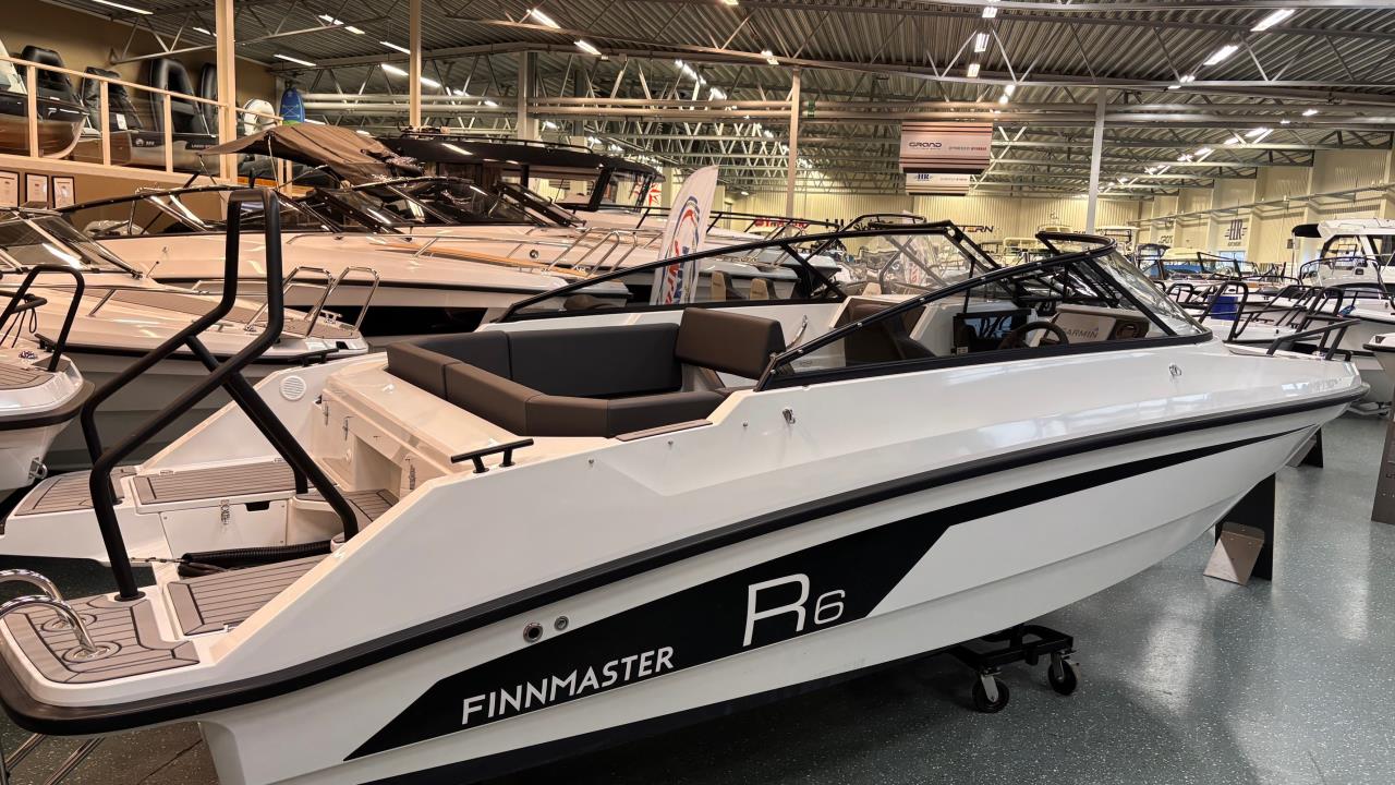 Finnmaster R6 -24 med Yamaha F150 XB -25