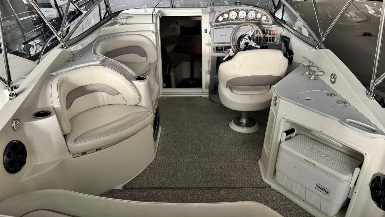 Stingray 250 CS med Volvo Penta 27 / DP -13