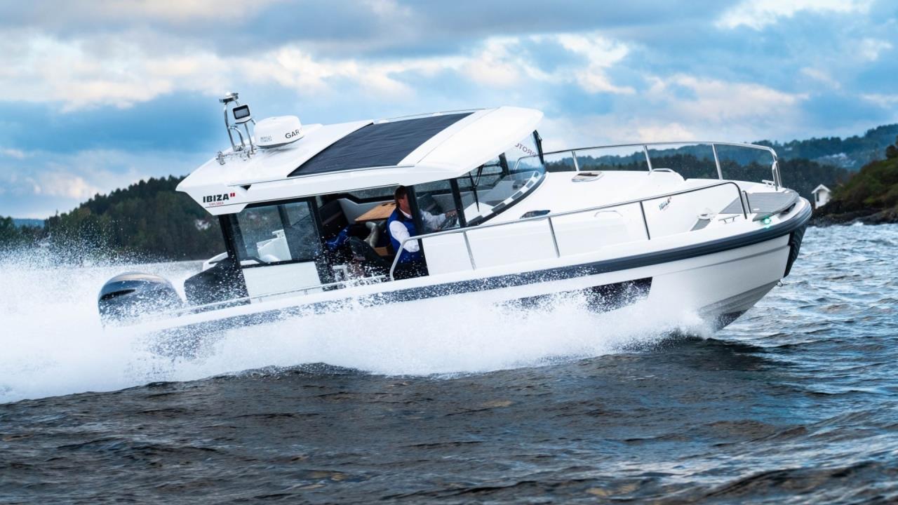 Ibiza 811 Explorer -21 uttagen 22 med Yamaha F 300 BETUL -22