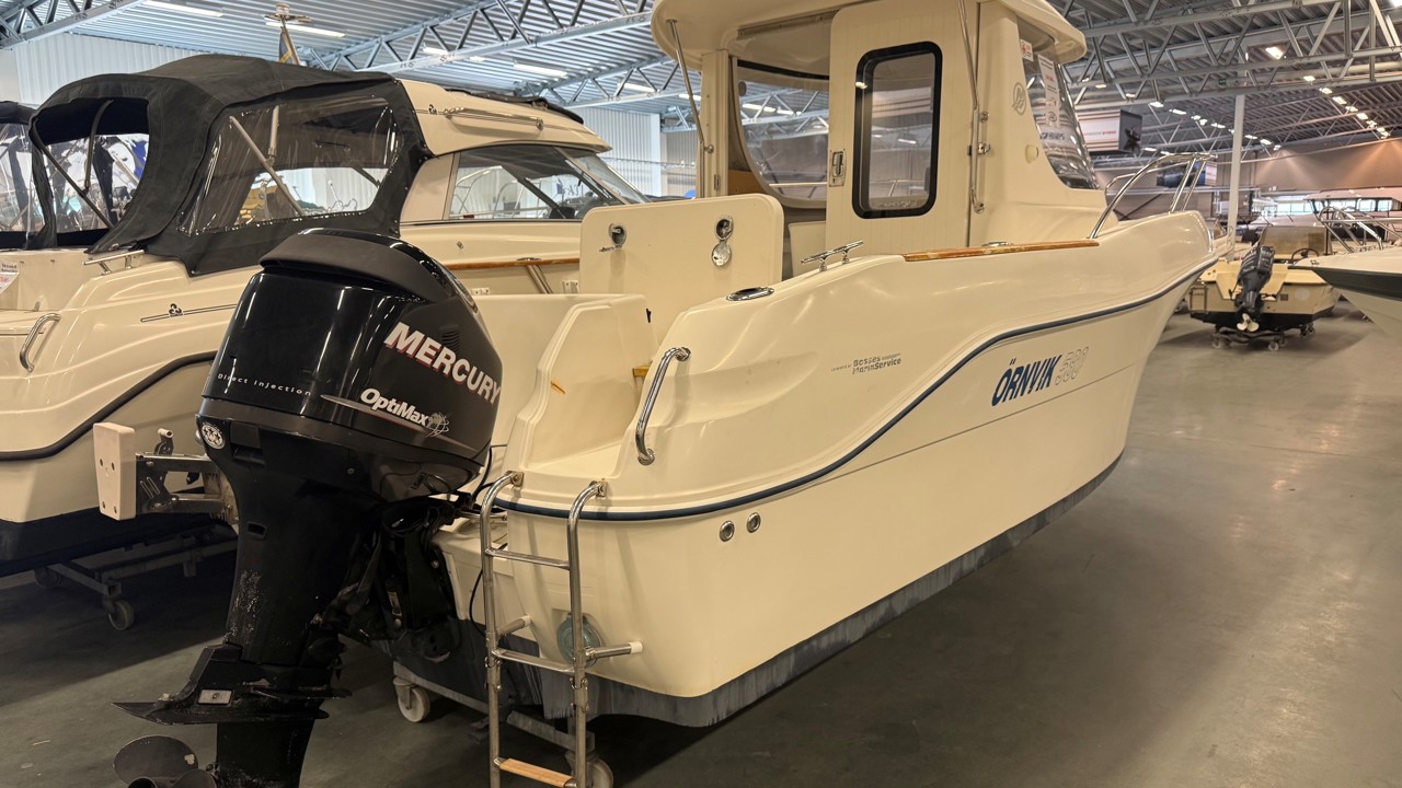 Örnvik 580 Pilothouse-05 med Mercury 90 Optimax-05