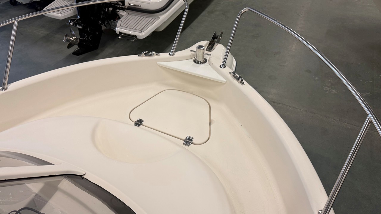 Örnvik 580 Pilothouse-05 med Mercury 90 Optimax-05