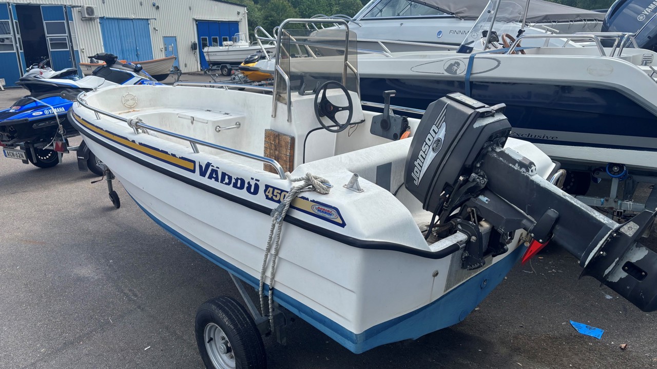 Väddö 450 -00 med Johnson 30 EL -99