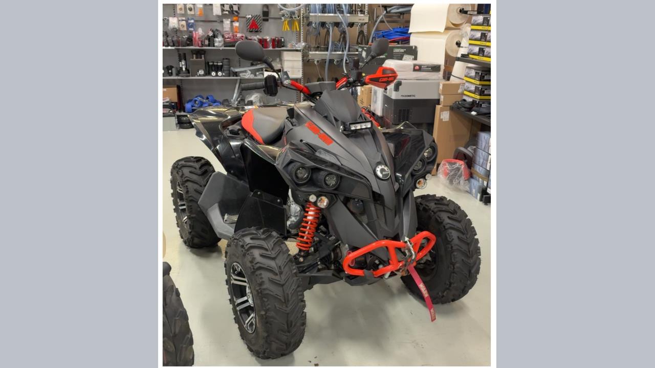 Bombardier Renegade 1000 V-Twin Vägregistrerad