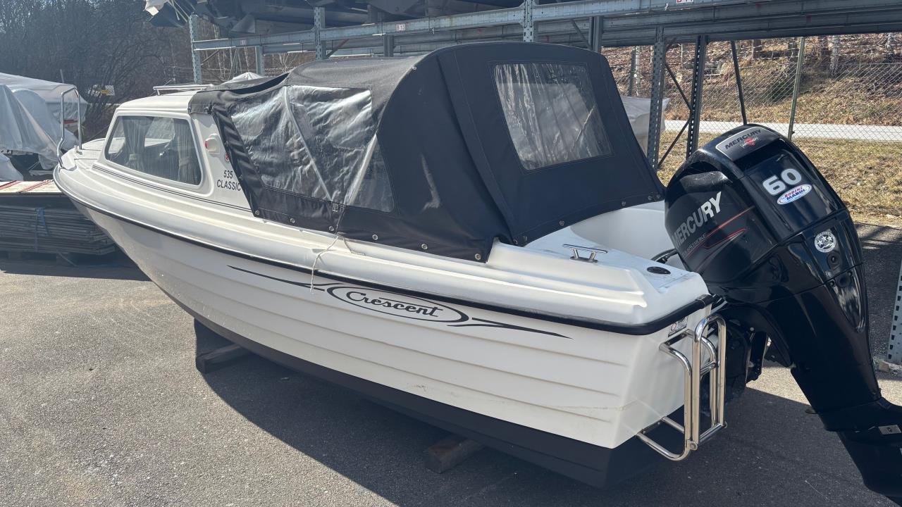 Crescent 535 HT Classic -17 med Mercury F 60 ELPT -18