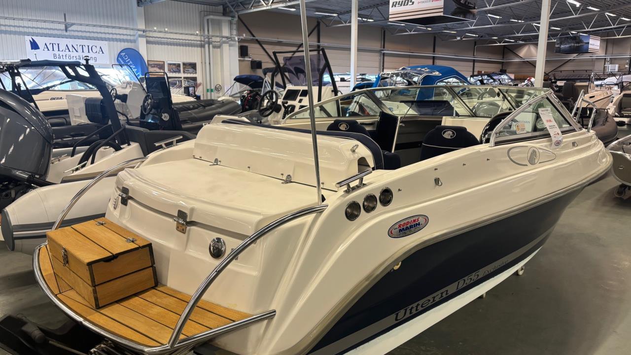 Uttern D55 Exclusive -06 med Mercruiser 3.0L -06