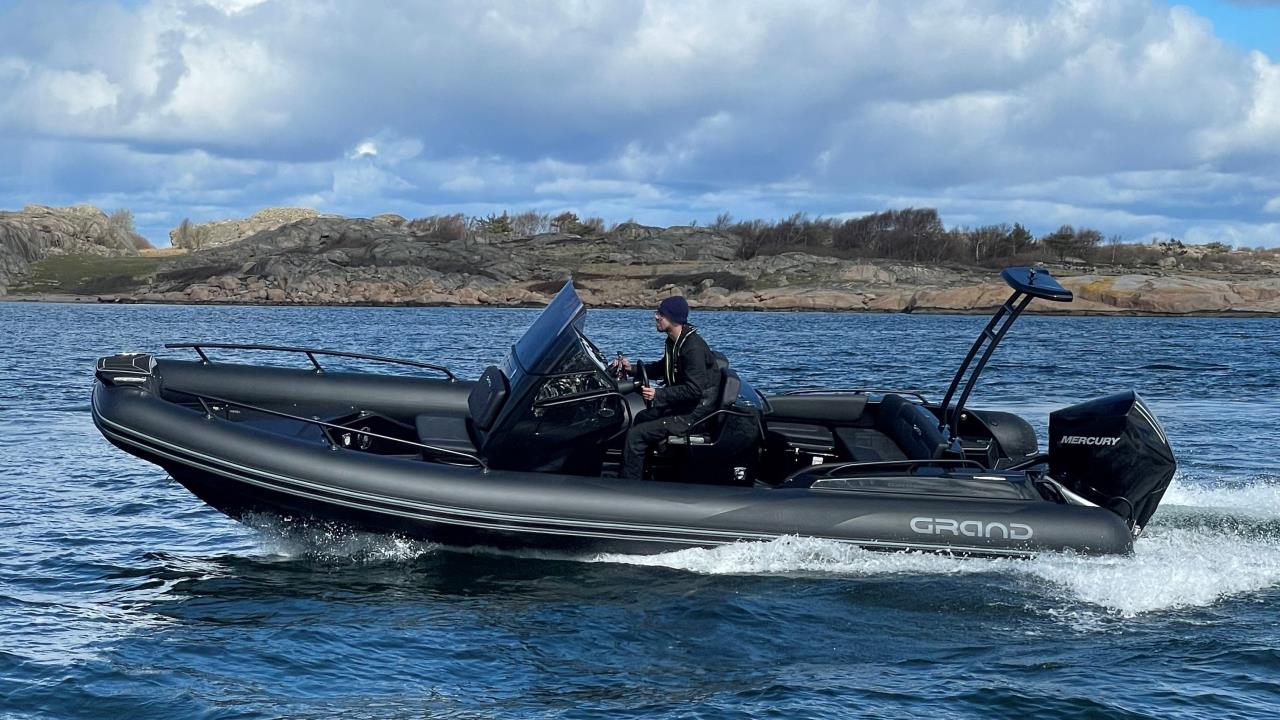 Grand GL 750 BE -24 Mercury F250 XL DTS V-8