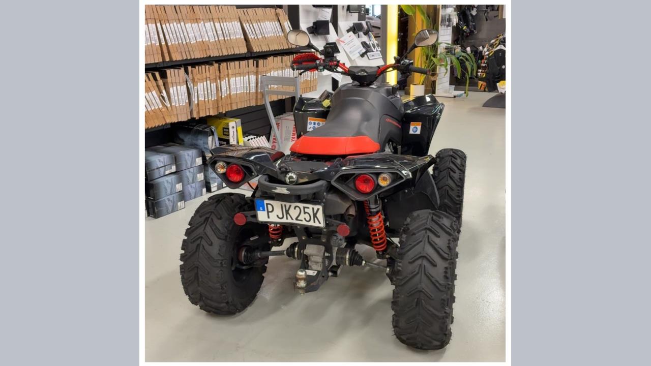 Bombardier Renegade 1000 V-Twin Vägregistrerad