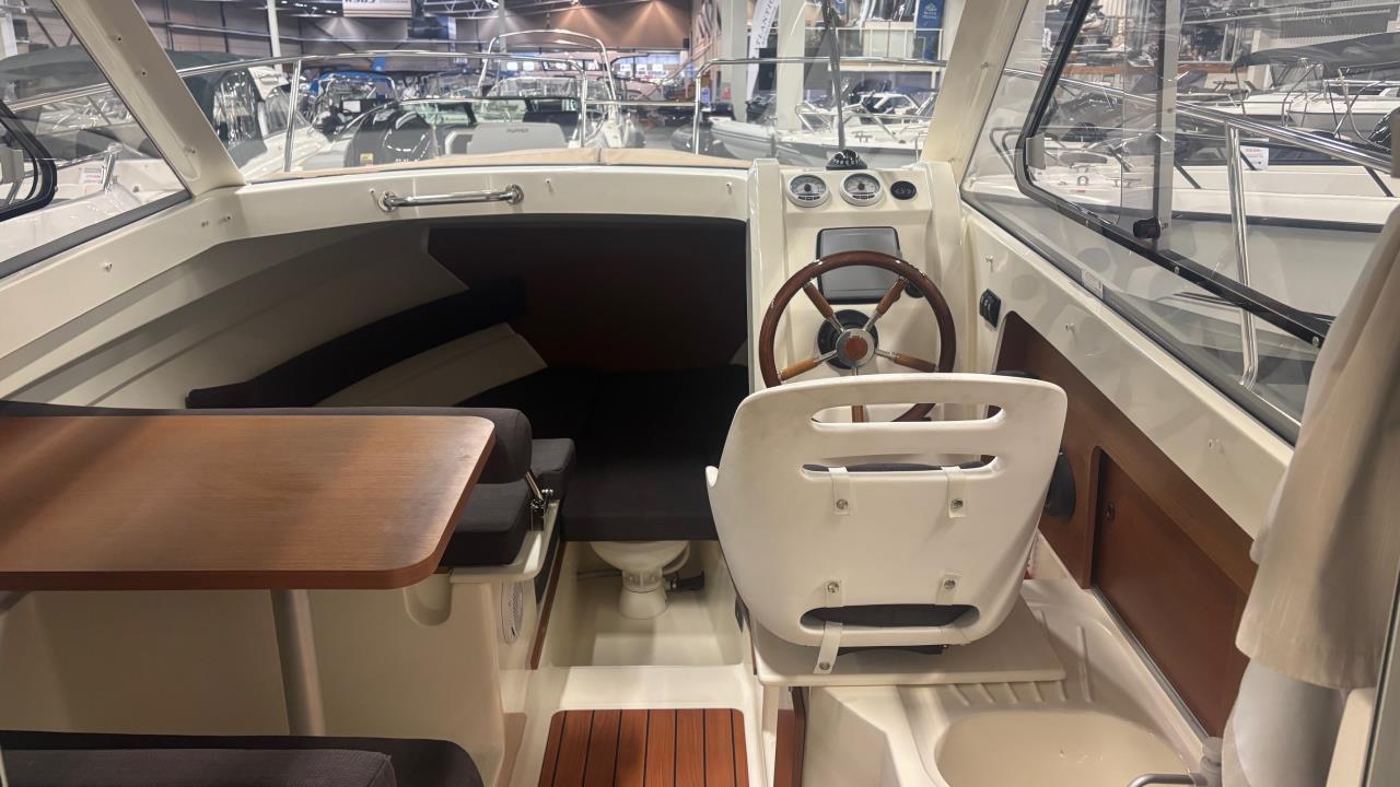 Jeanneau 645 Merry Fisher med Mercury F115 ELPT -11