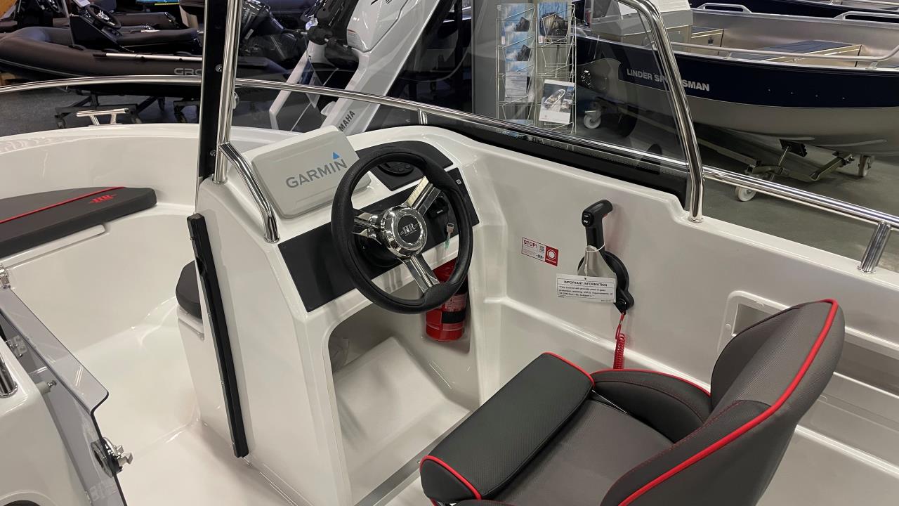 HR 480 BR -23 med Yamaha F70 AETL -25