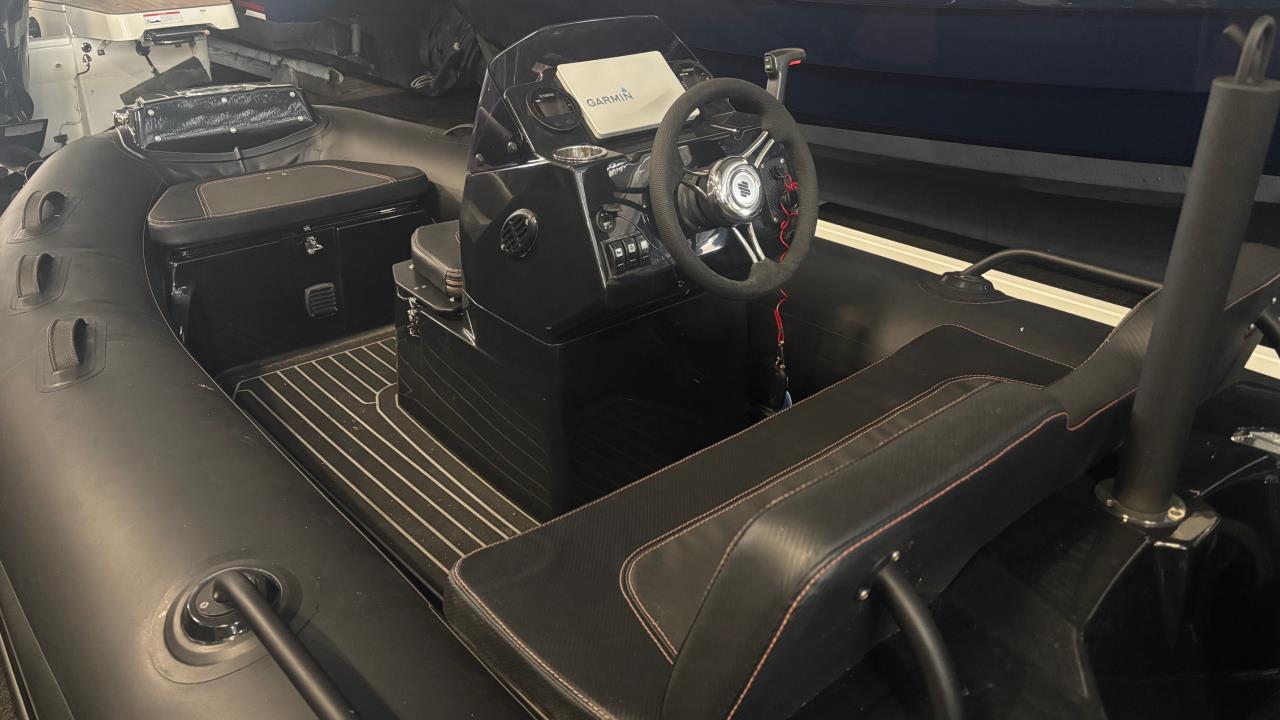 Grand 380 Black Edition med Yamaha F40 FETL -22