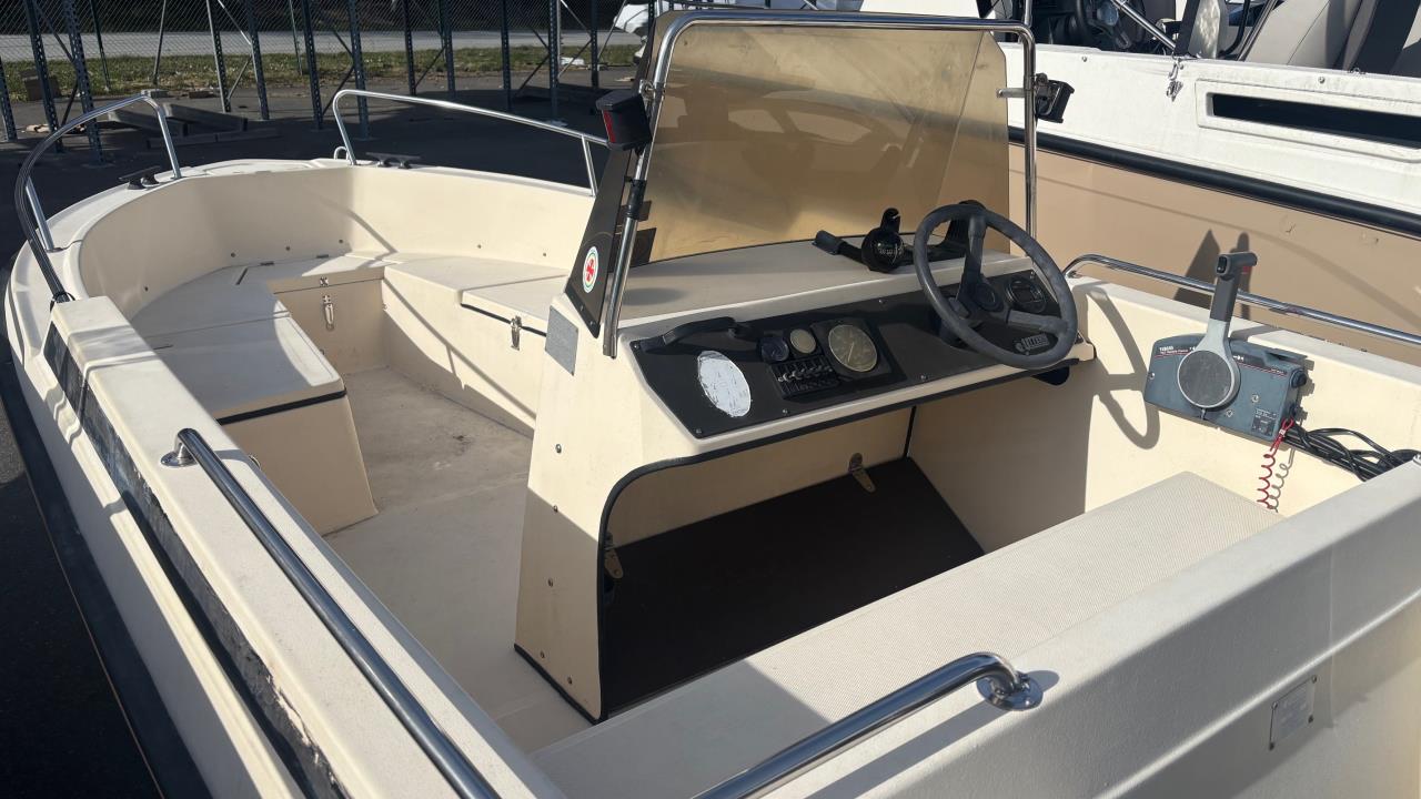 Uttern 5001 -90 med Yamaha F 50 FETL -06