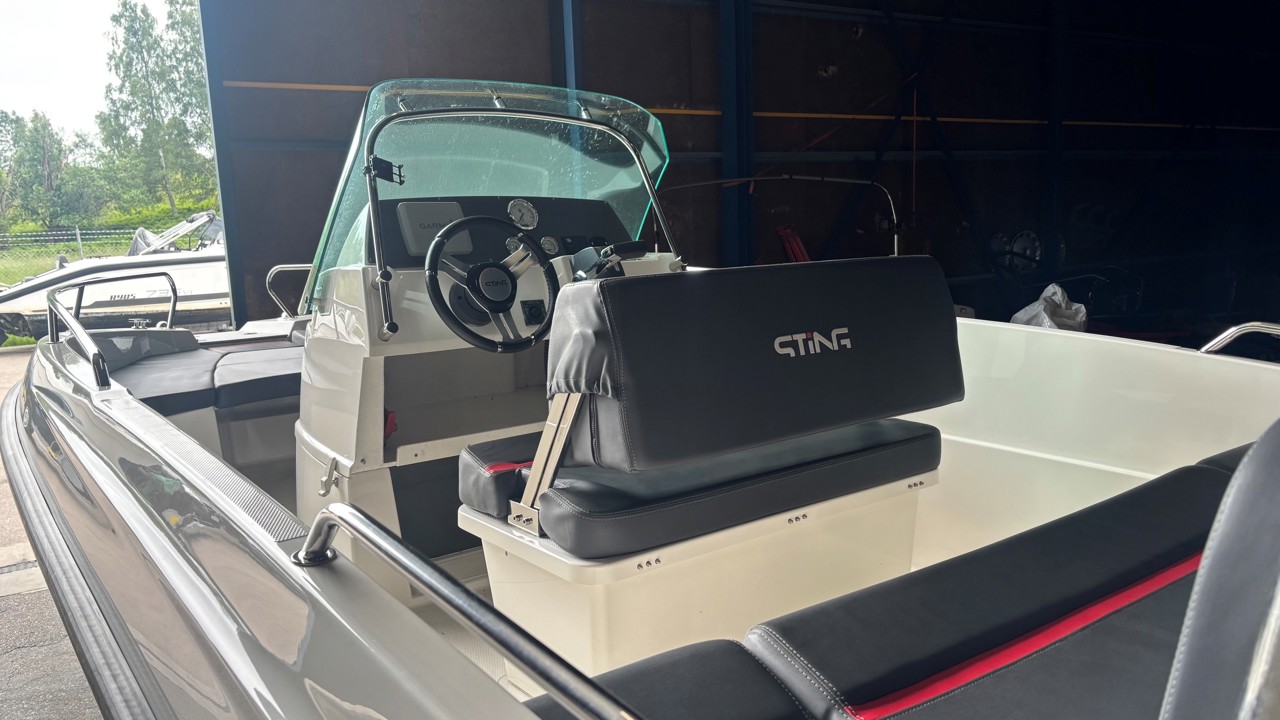 Sting 530 S -18 med Evinrude 75 DSL -19