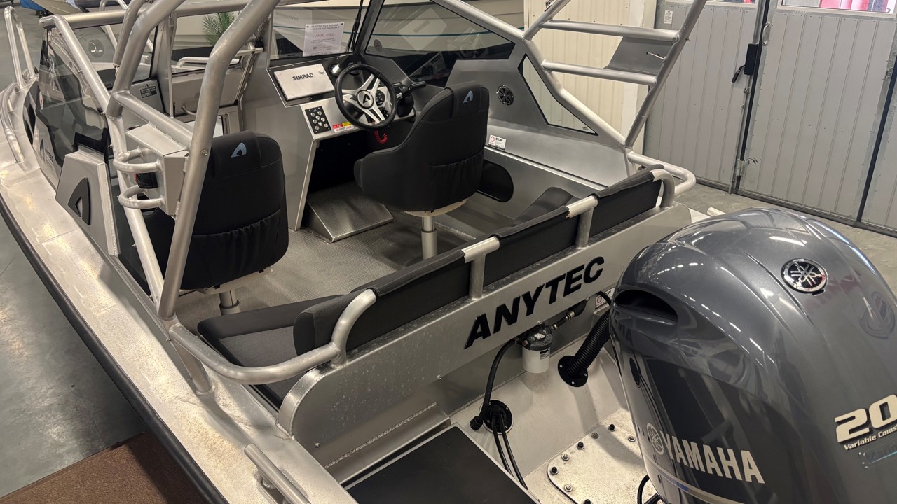 Anytec 622 SPD -18 med Yamaha F 200 FETX -19