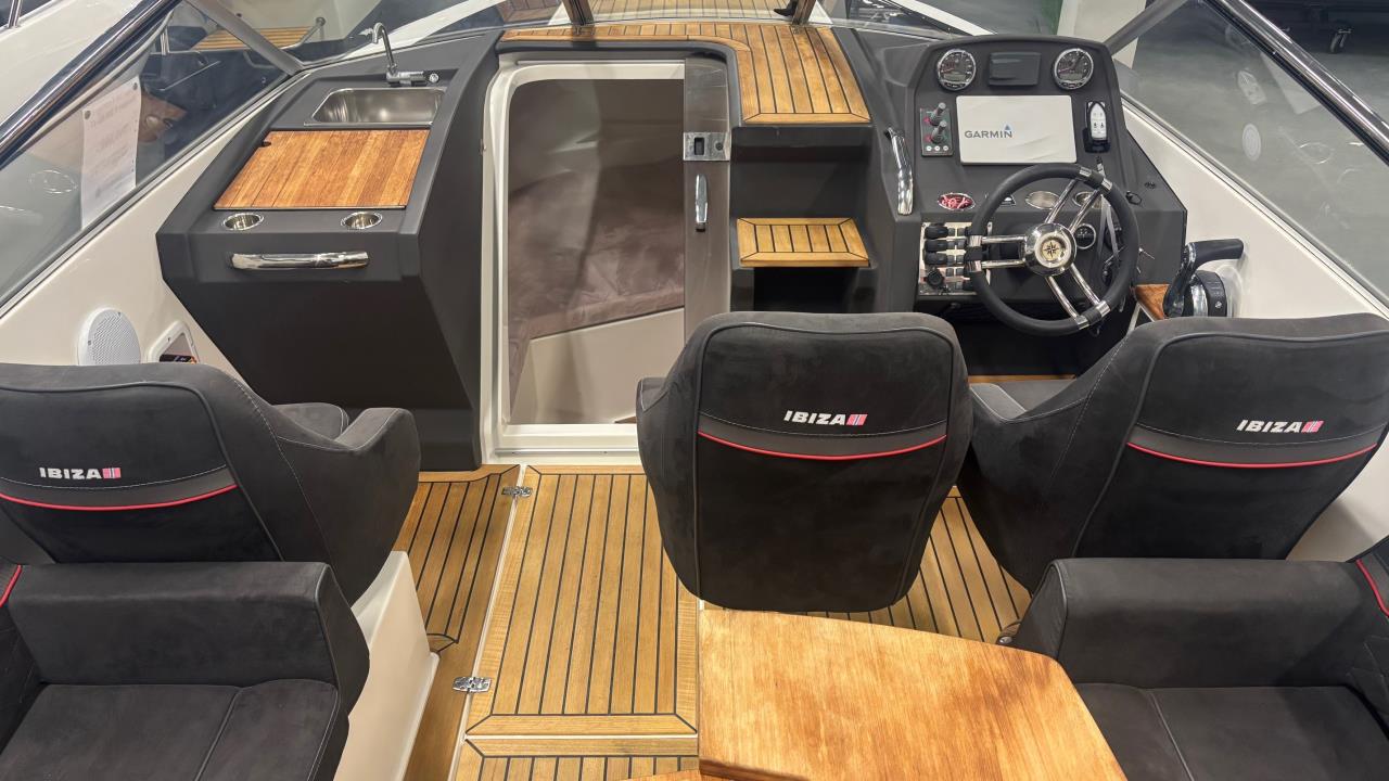 Ibiza 760 Touring med Mercury F250 XL -17