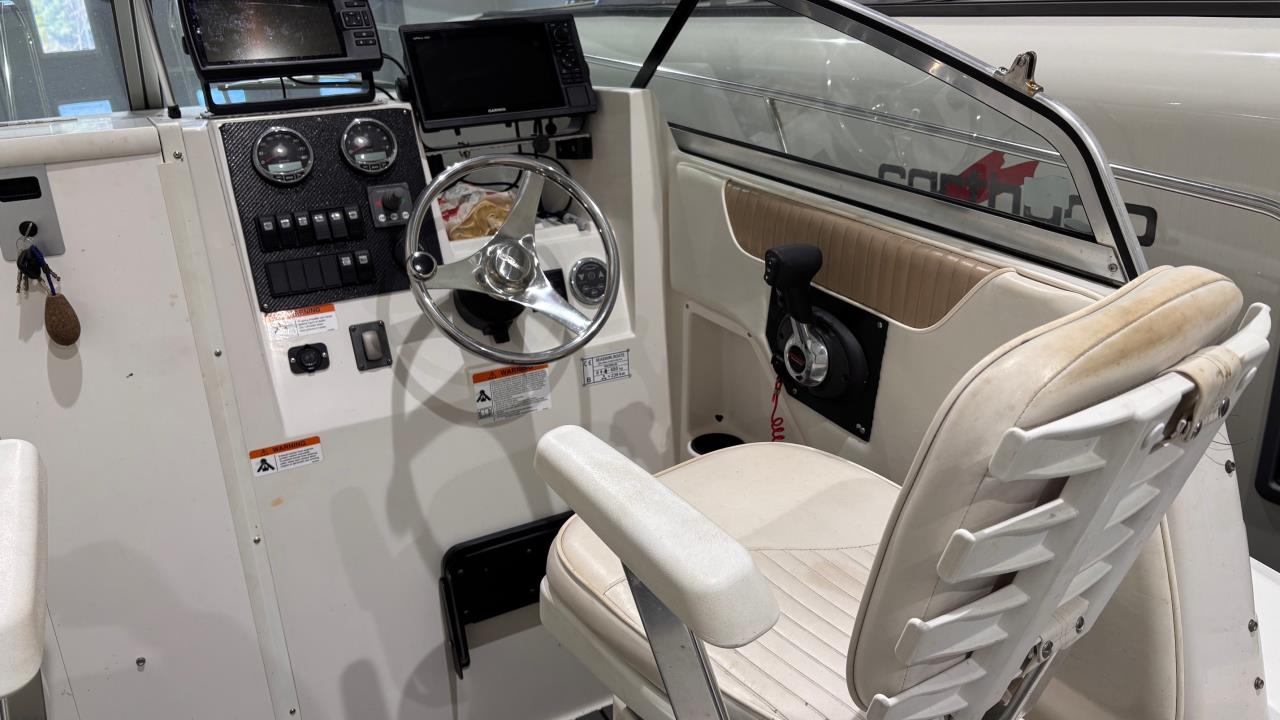 Seaswirl 2601 WA -05 med Mercruiser 6.2L -23