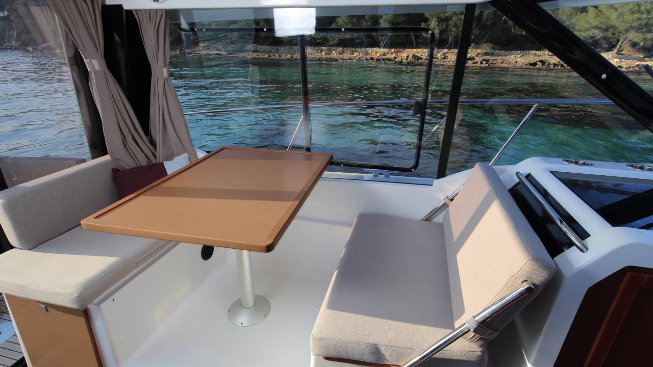 Jeanneau 895 Merry Fisher med Yamaha F150 XCA x2 -24