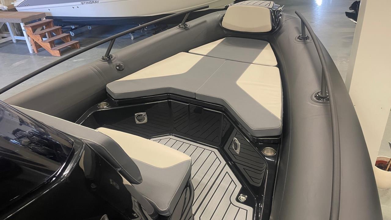 Grand 750 Golden Line -22 med Yamaha F225 -25