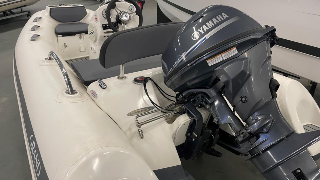 Grand 340 Golden Line -15 med Yamaha F20 -21