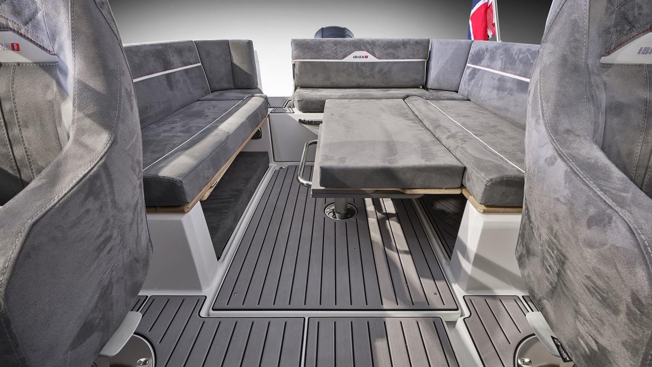 Ibiza 690 T -26 Yamaha F 225 XCB -26