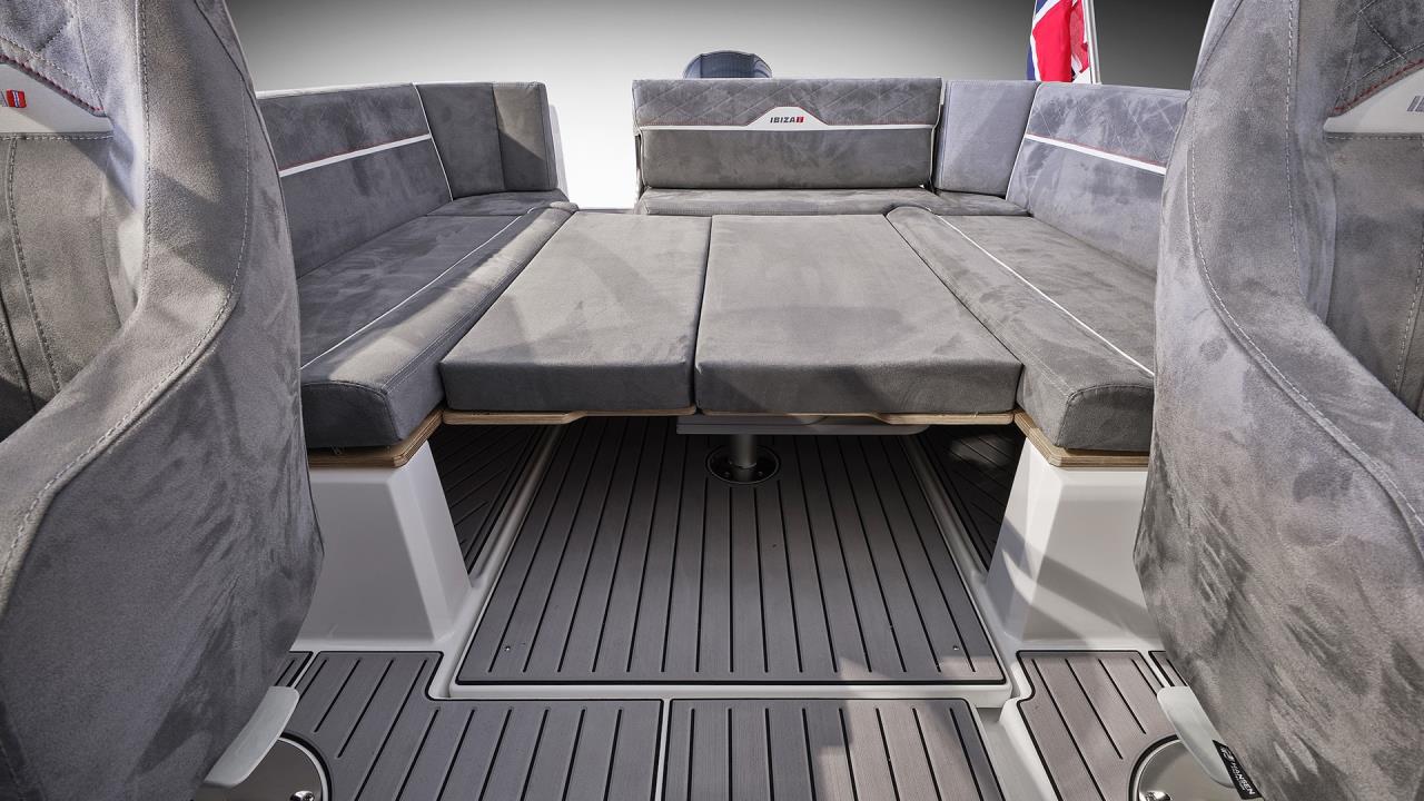 Ibiza 690 T -26 Yamaha F 225 XCB -26