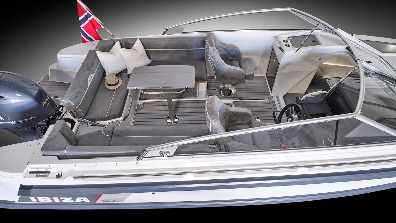 Ibiza 690 T -26 Yamaha F 225 XCB -26