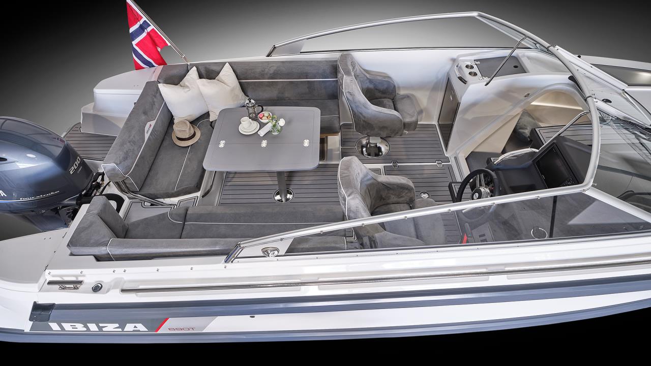 Ibiza 690 T -26 Yamaha F 225 XCB -26