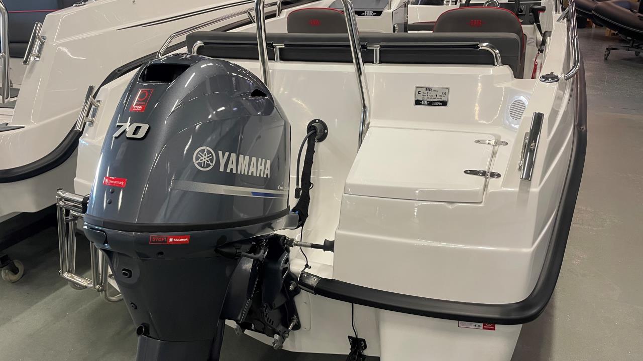 HR 480 BR -23 med Yamaha F70 AETL -25