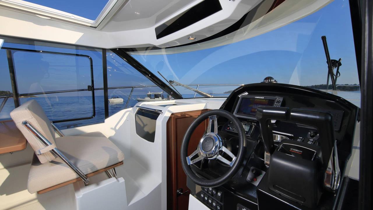 Jeanneau 895 Merry Fisher med Yamaha F150 XCA x2 -24