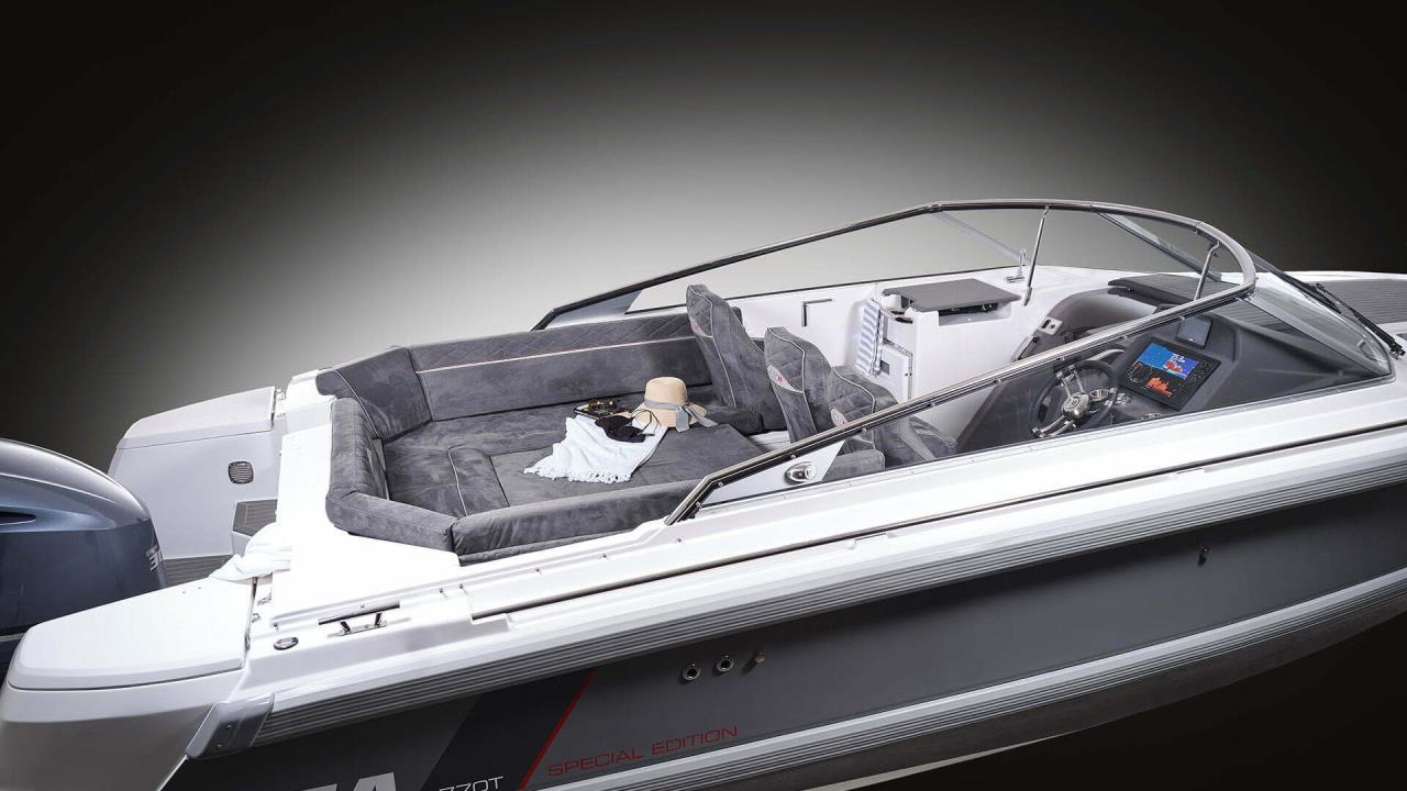 Ibiza 770T med Yamaha F 250 XSB2 -2026