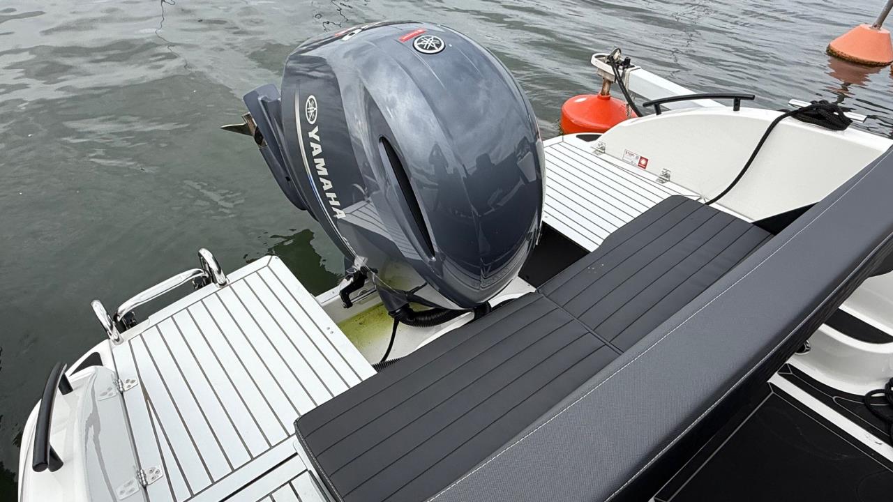 Micore 65 CC -24 med Yamaha F150 XB Demo