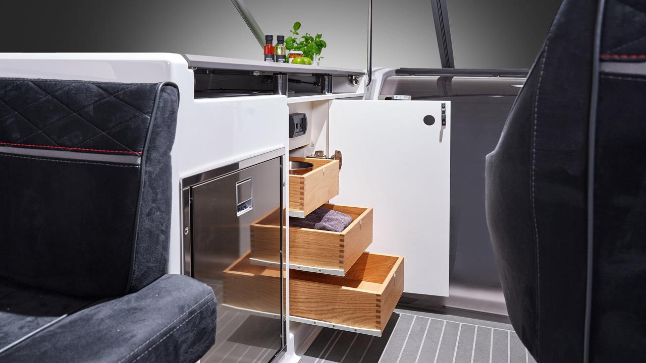 Ibiza 811 Touring med Yamaha F300XSB2 2026