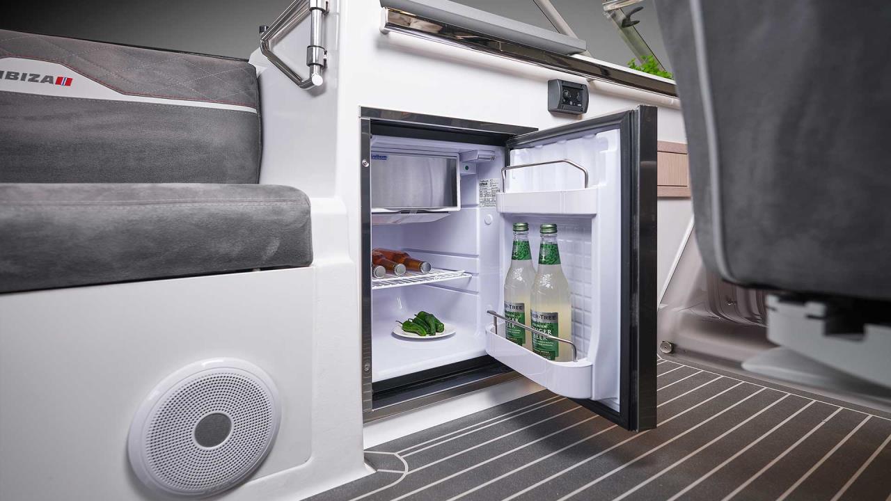 Ibiza 811 Touring med Yamaha F300XSB2 2026