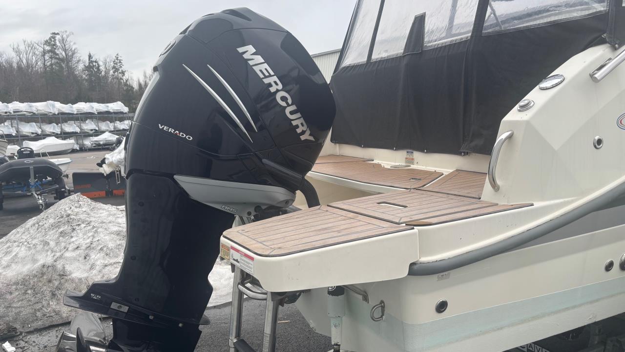 Uttern D77 -17 med Mercury F250 XL DTS -17