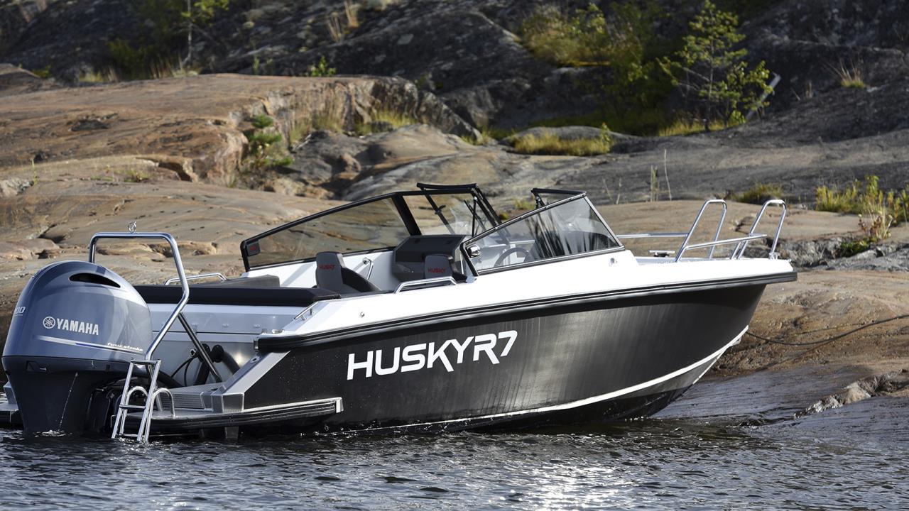 Husky R7 -16 Yamaha F 200 FETX -16