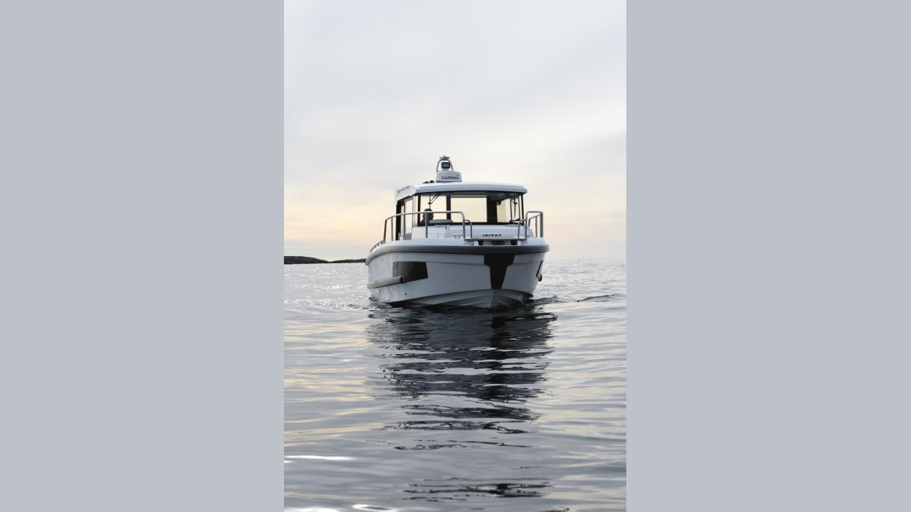 Ibiza 811 Explorer -21 Yamaha F300BETX -21