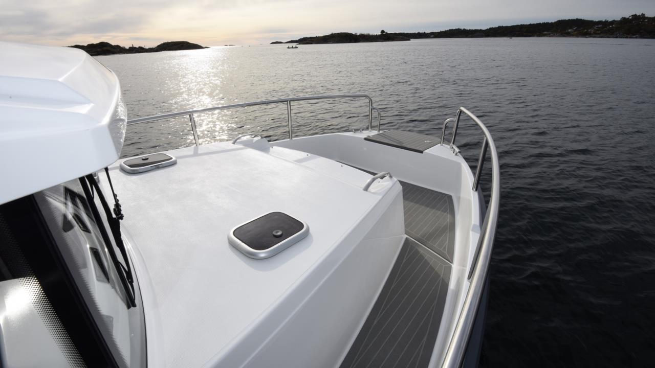 Ibiza 811 Explorer -21 Yamaha F300BETX -21