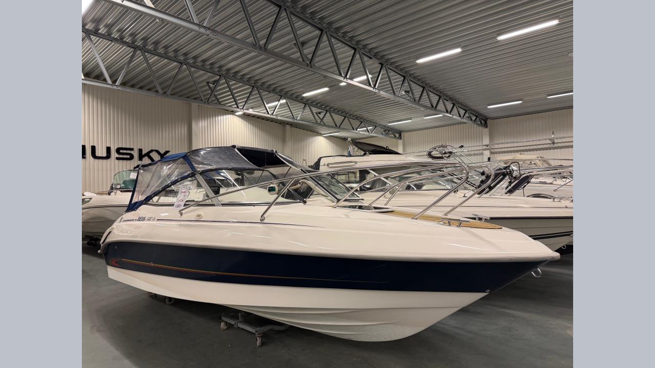 Bella 640 DC med Mercruiser 4,3 MPI -07