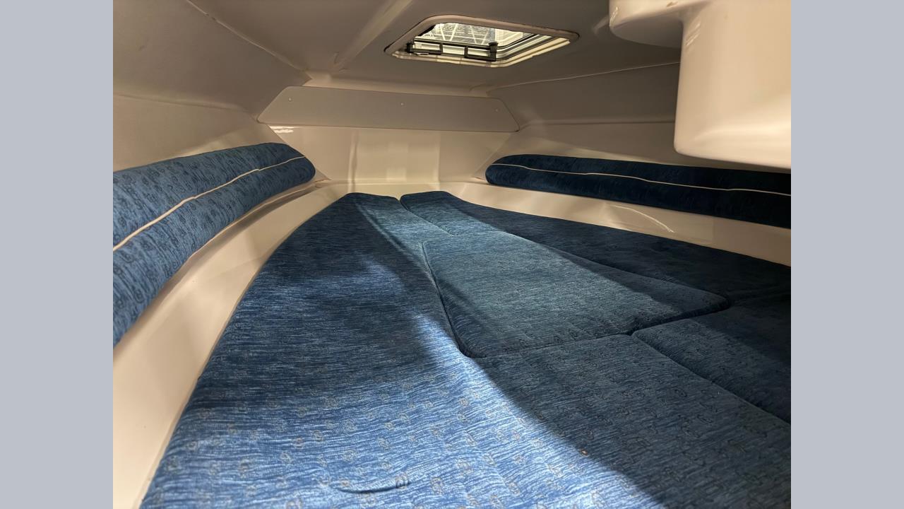 Bella 640 DC med Mercruiser 4,3 MPI -07