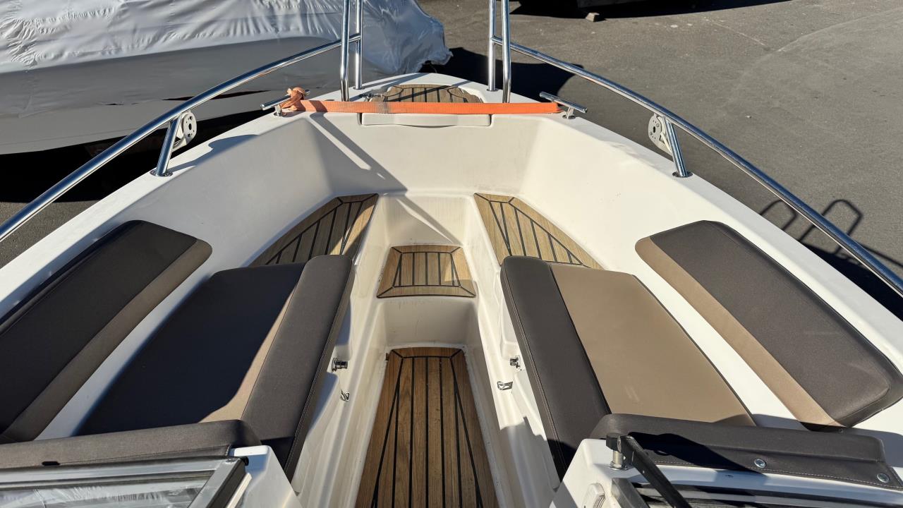 Bella 570 Excel-15 med Mercury F 115 ELPT-16